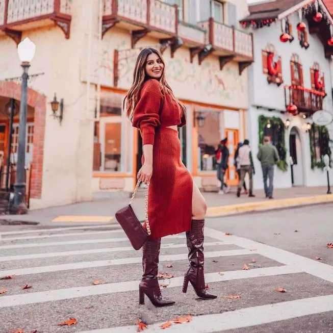 Christmas Outfit Ideas for Women: How to Dress Festive and Fashionable?