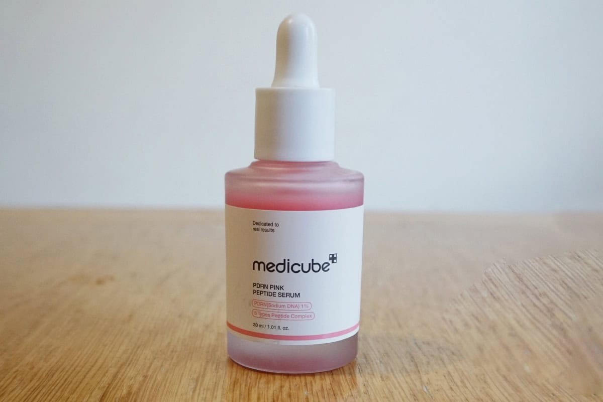 The Medicube PDRN Pink Peptide Serum