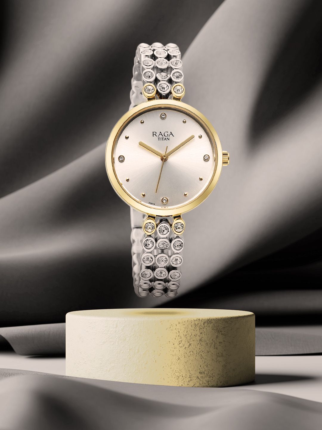 Titan Raga Weaves Silver Dial