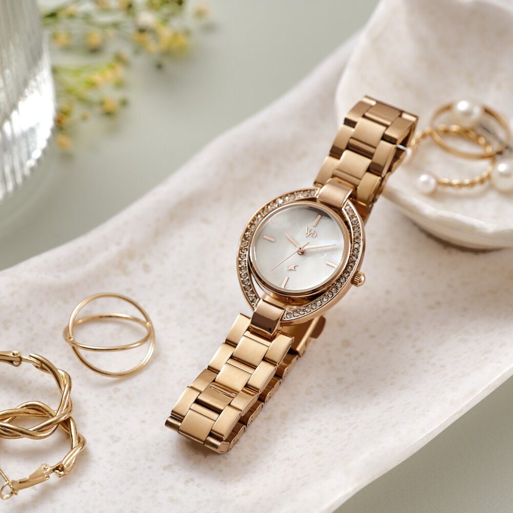 Titan Raga Radiance Gold