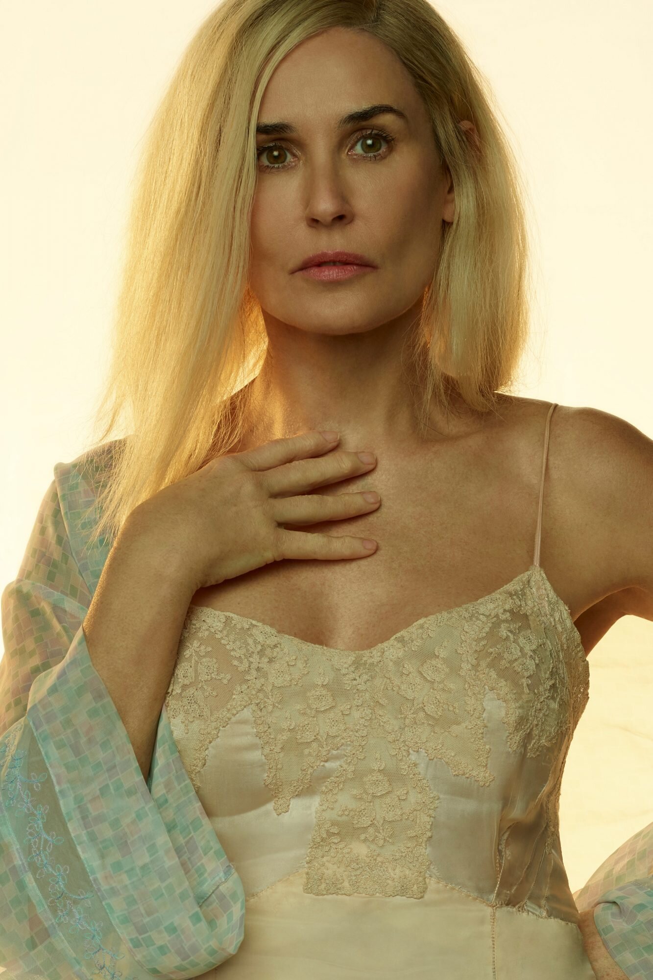 Demi Moore Debuts Platinum Blonde Hair for Upcoming Brave New World Role | PEOPLE.com